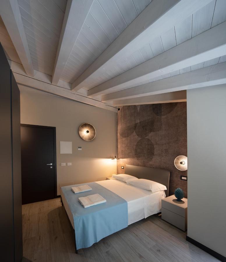 Monte Isola - Decio Rooms Экстерьер фото
