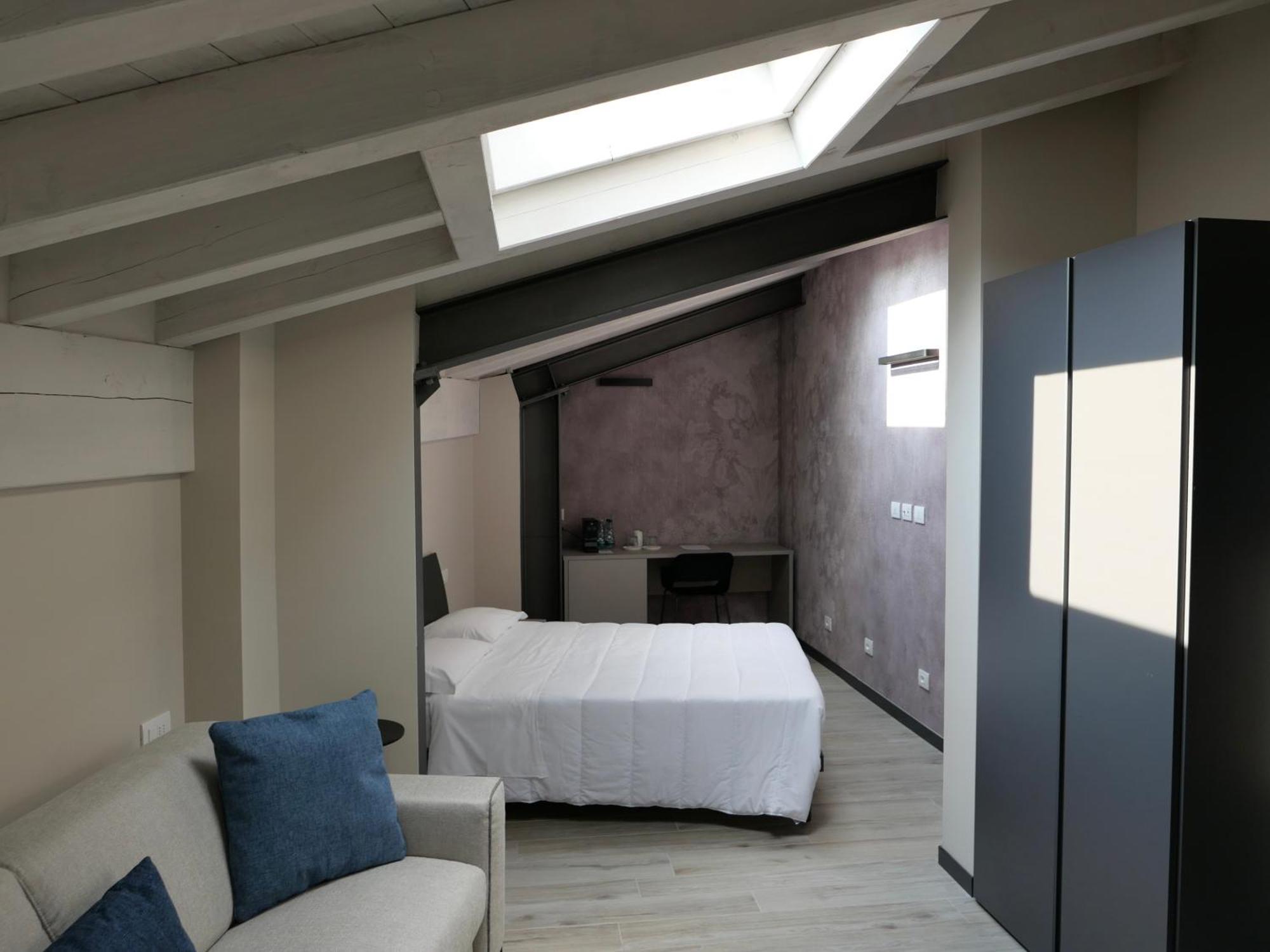 Monte Isola - Decio Rooms Экстерьер фото