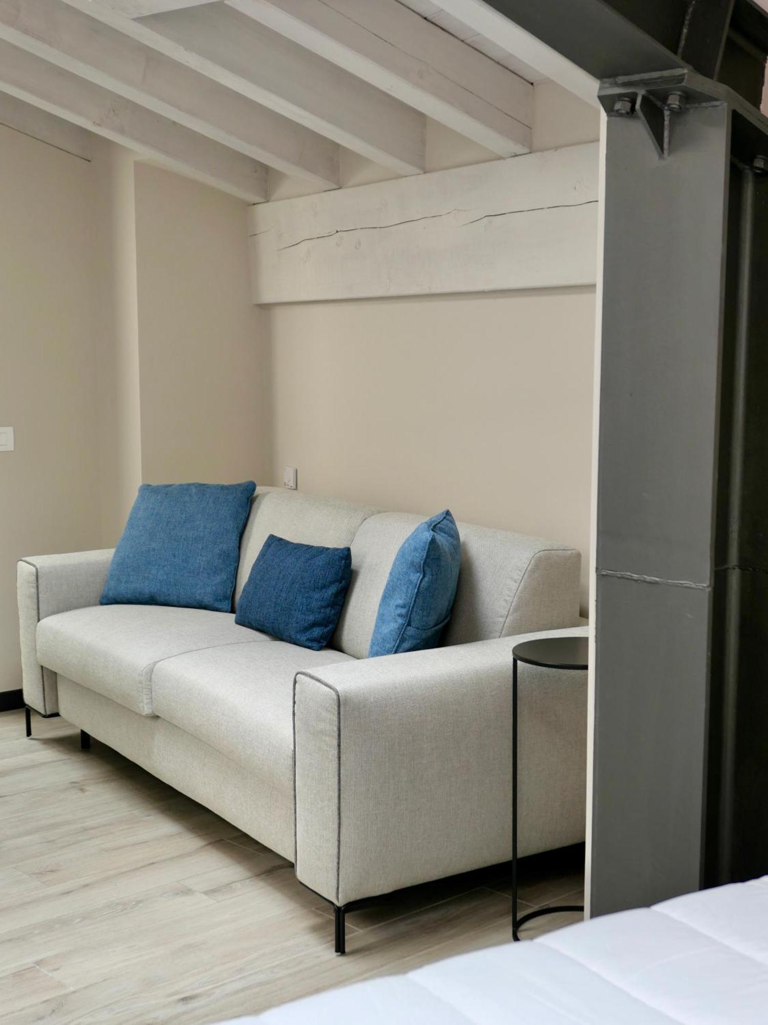 Monte Isola - Decio Rooms Экстерьер фото