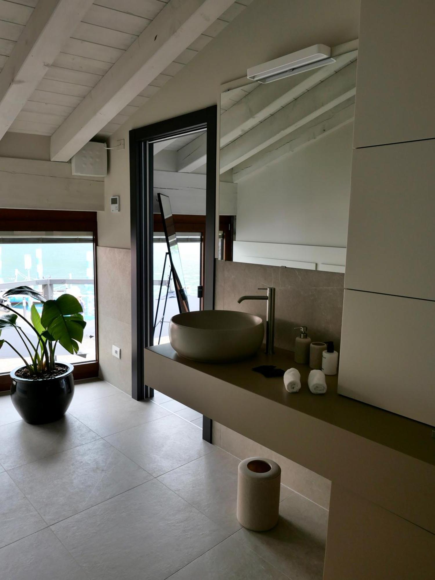 Monte Isola - Decio Rooms Экстерьер фото