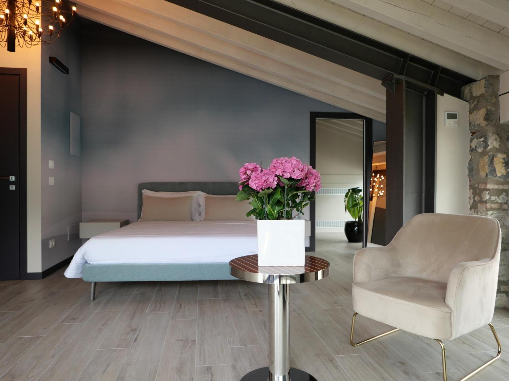 Monte Isola - Decio Rooms Экстерьер фото