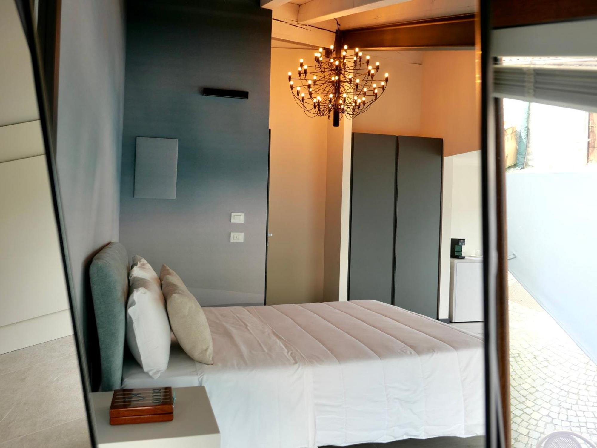 Monte Isola - Decio Rooms Экстерьер фото